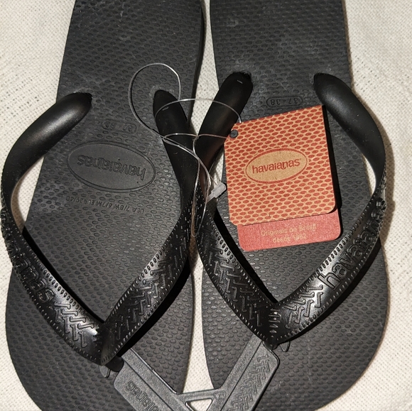 Havaianas Black Flip Flops - Picture 2 of 8